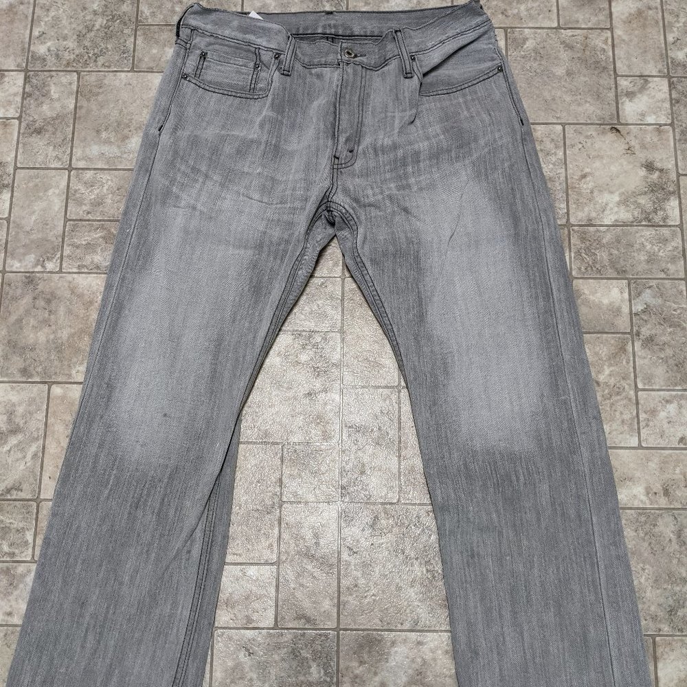 SOLD Levi's Jeans